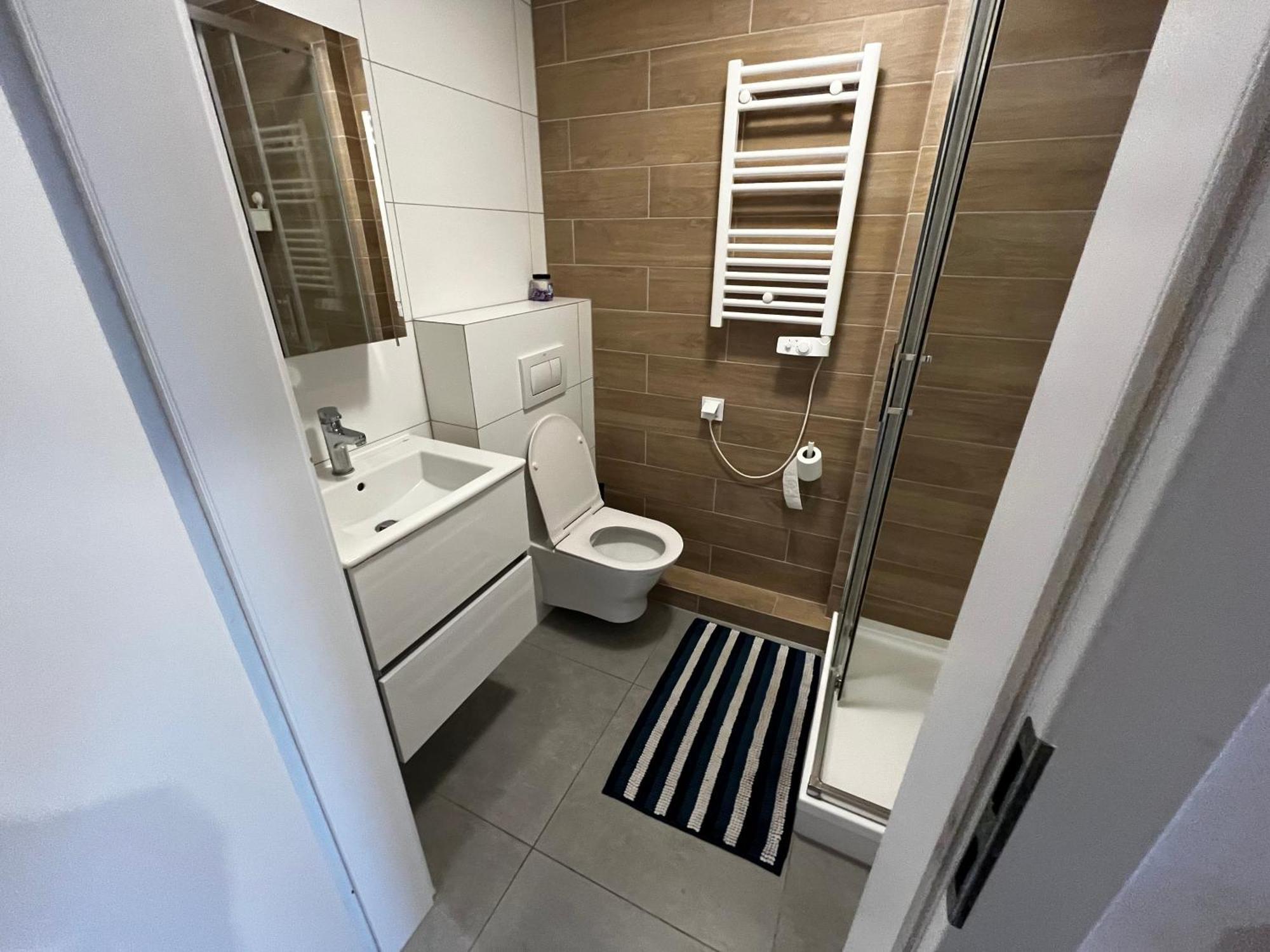City View Studio Apartment วรอตซวาฟ ภายนอก รูปภาพ
